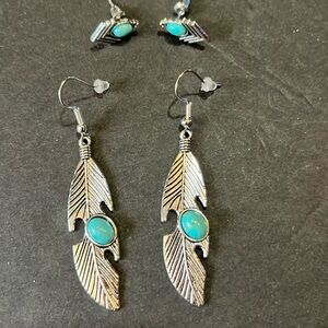 NWOT. 2 PRs. Bohemian Style Leaf Howlite